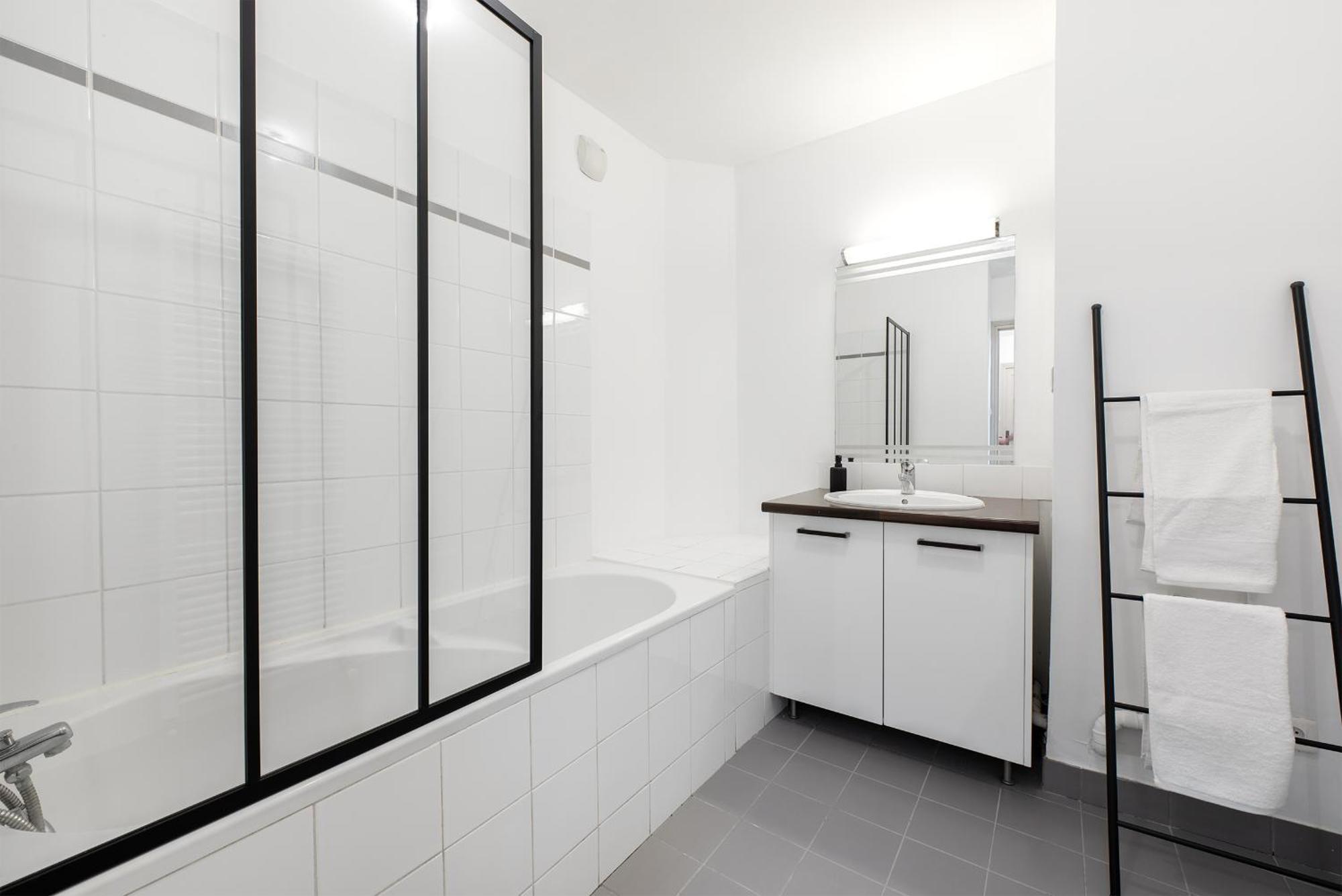 Les Colonnes - T3 - Bastide Apartment *